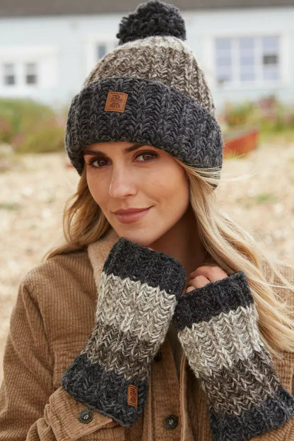 Cotopaxi Wool Bobble Beanie - Natural