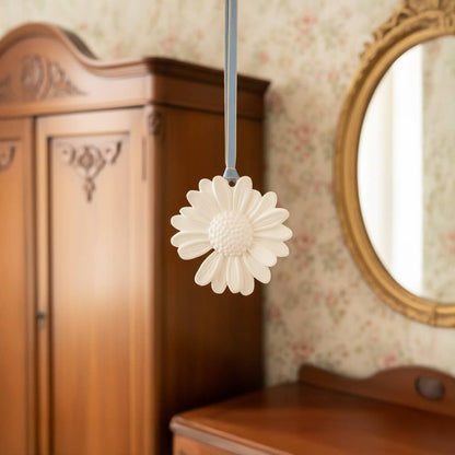 Daisy Oil Diffuser - English Flora