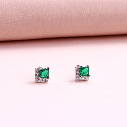 FORTUNE Emerald Green gem Earrings