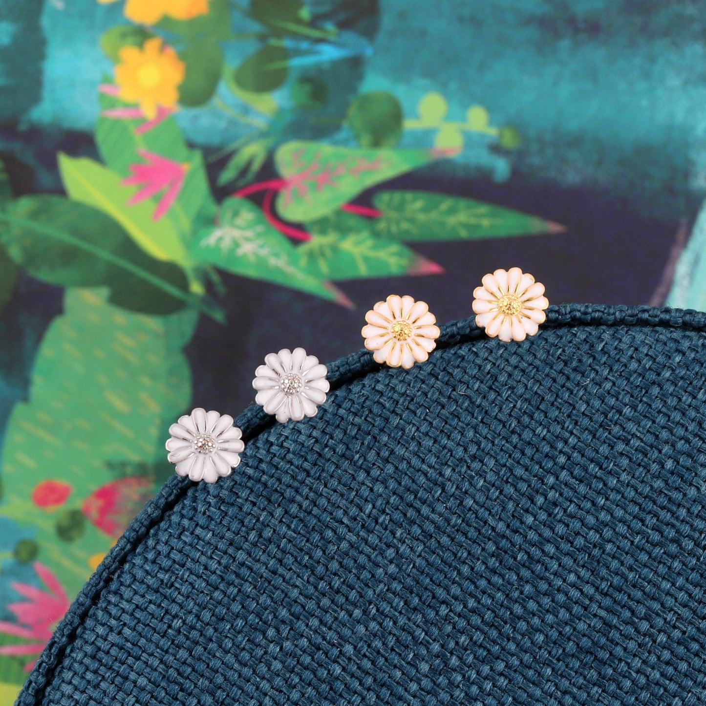 BUNNY GRAPHIC White Enamel Daisy Flower Earrings