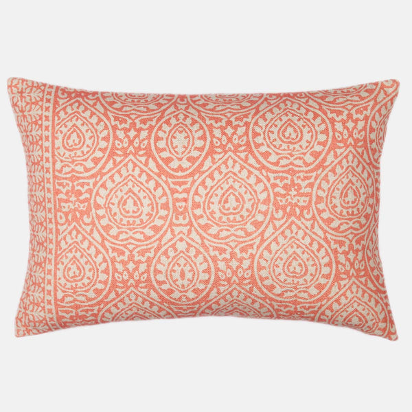 B and m throws hotsell and cushions