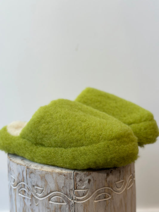 Yoko Wool Slip-On Slipper - Pea Green