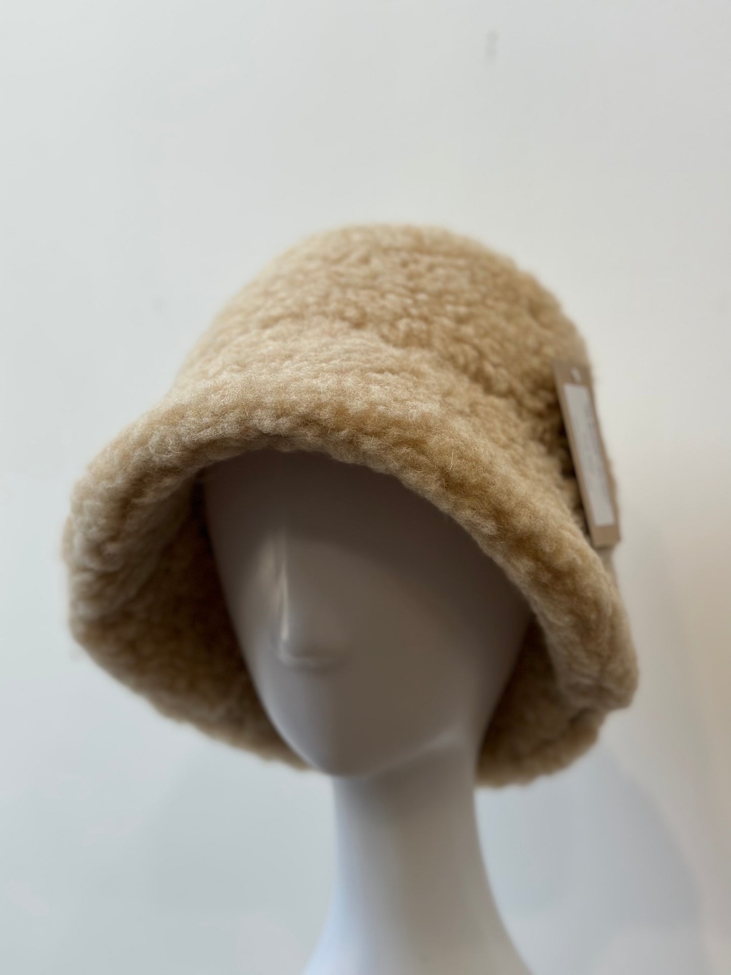 Yoko Wool Bucket Hat - Beige