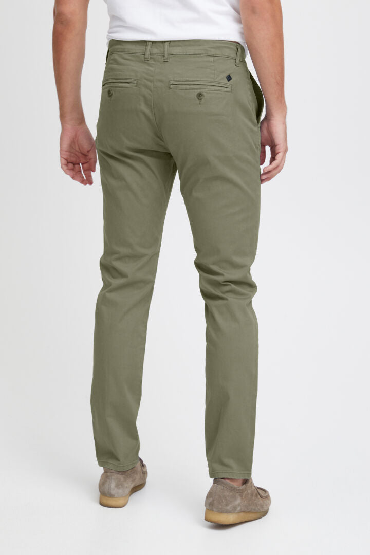 Casual Friday Viggo Chinos - Light Olive