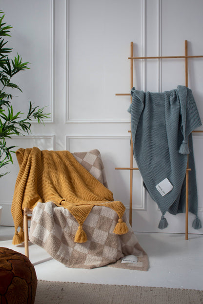The Teddy Throw - 100% Recycled - Beige Check