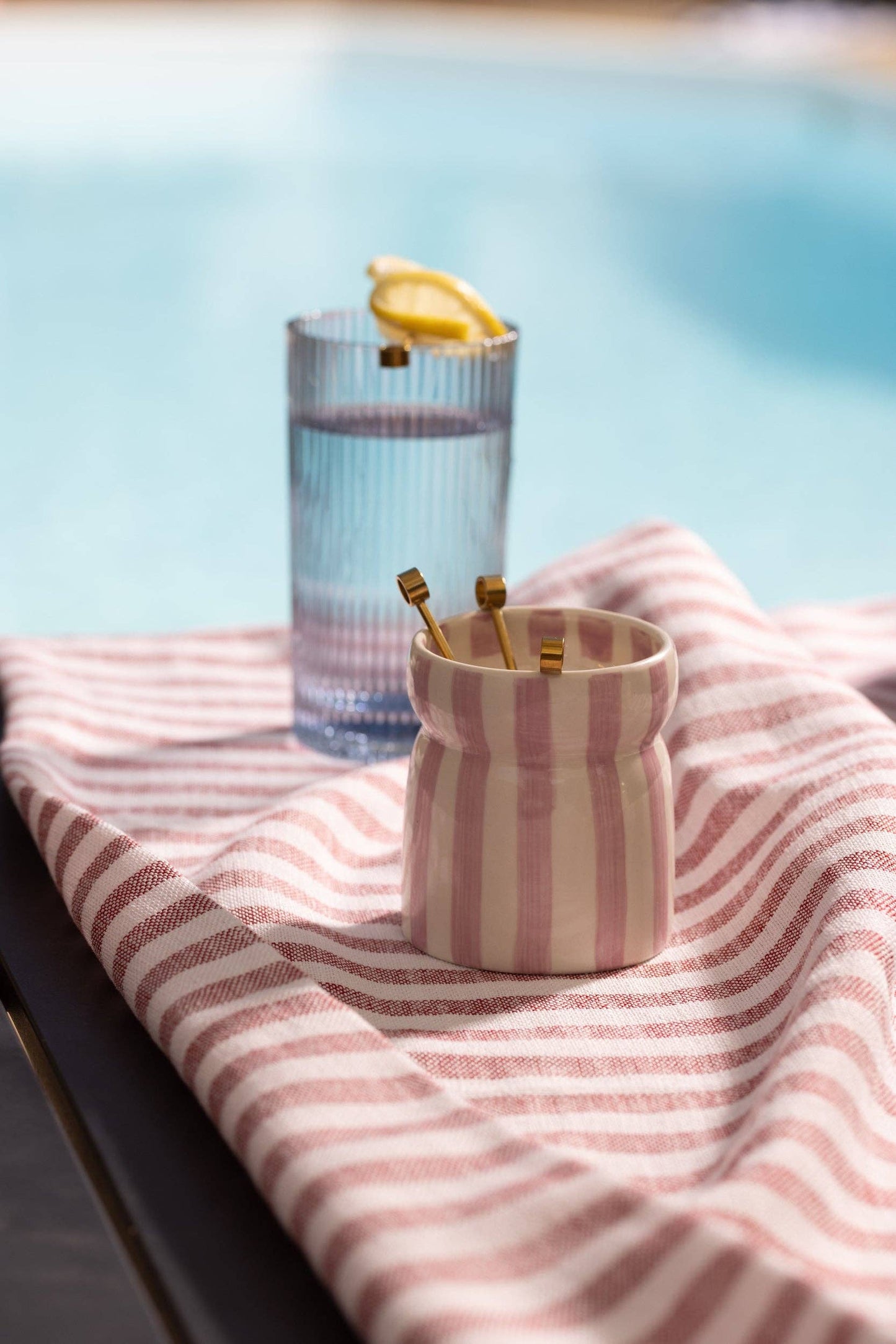 Cabana Lavender Ceramic Candle - Grecian Sand