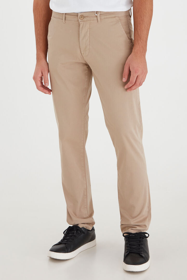 Casual Friday Chinos - Sand